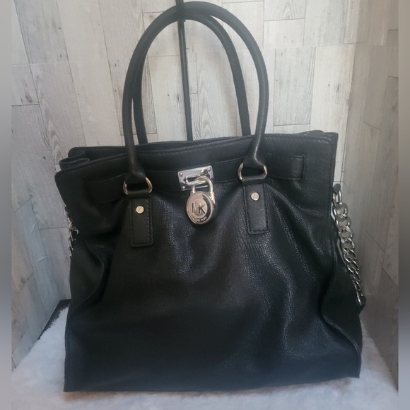 MICHAEL KORS - Large pebbled leather handbag - Picture 1 of 14